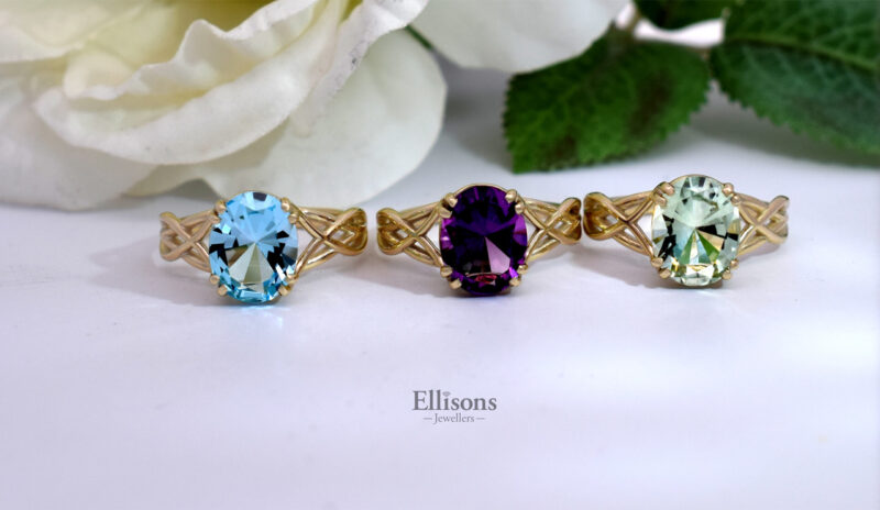9ct Gold Blue Topaz Dress ring