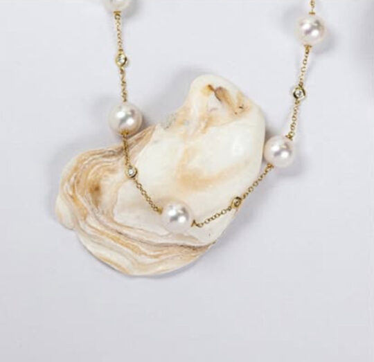 18ct Gold Akoya Pearl and Diamond 30" Station necklet
